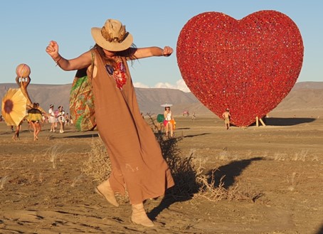 Making, Breaking and Burning of Hearts at AfrikaBurn 2023